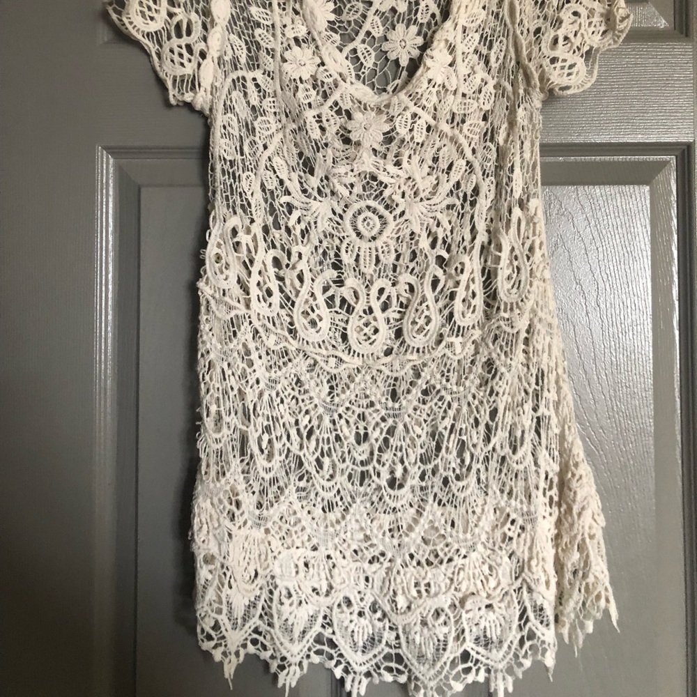 Lace dress/ cover up
